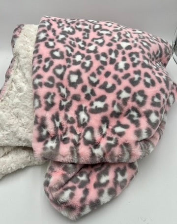 Pink Leopard Faux Fur Blanket