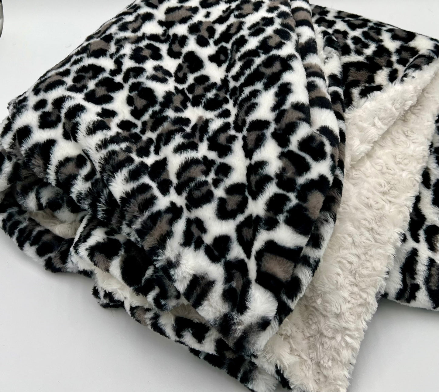 Grey Leopard Faux Fur Blanket